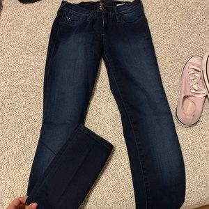 Like new true religion jeans